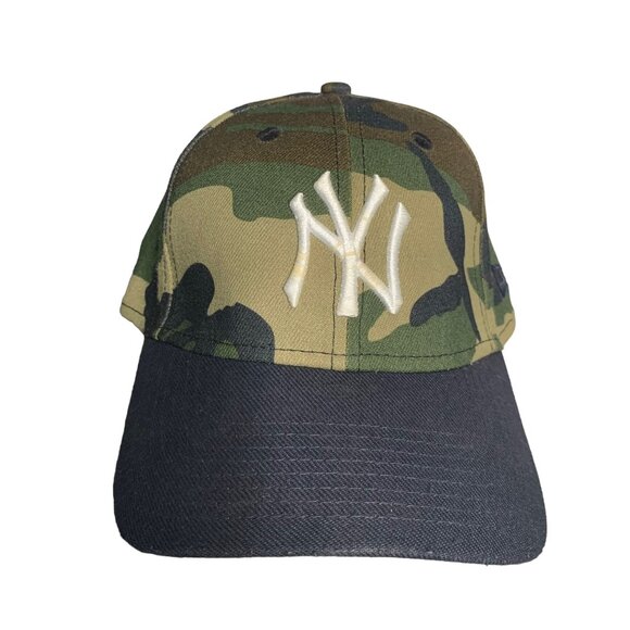 New Era New York Yankees Fitted Hat M L Camouflage 39Thirty 6 Panel Embroidered - Picture 1 of 7